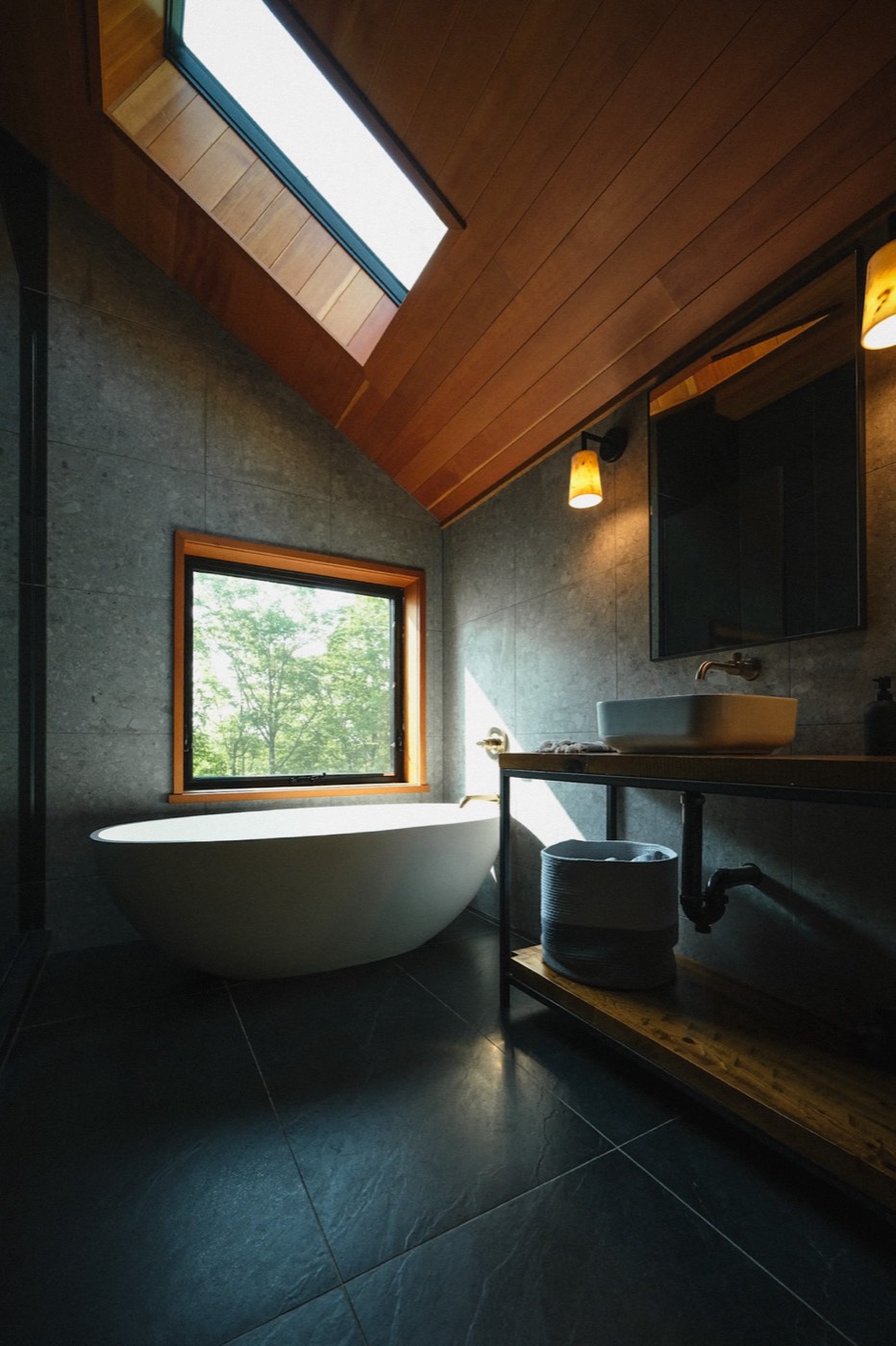 Black Oak Lodge kayaking on Canoe Lake